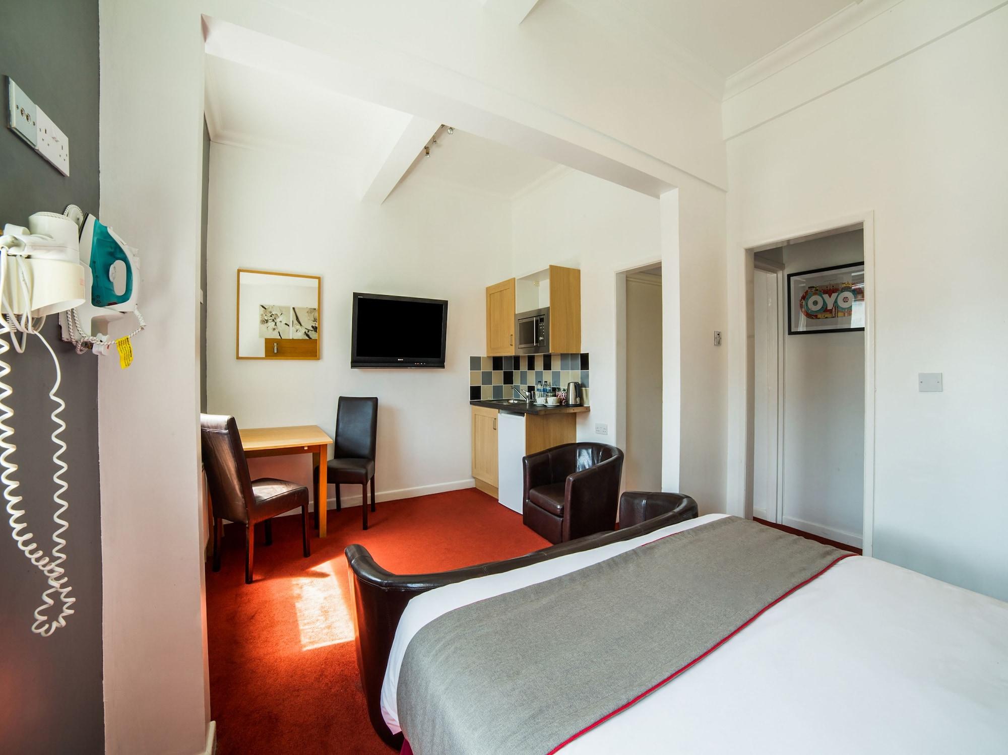 בורנמות' Oyo Kingsley Hotel מראה חיצוני תמונה