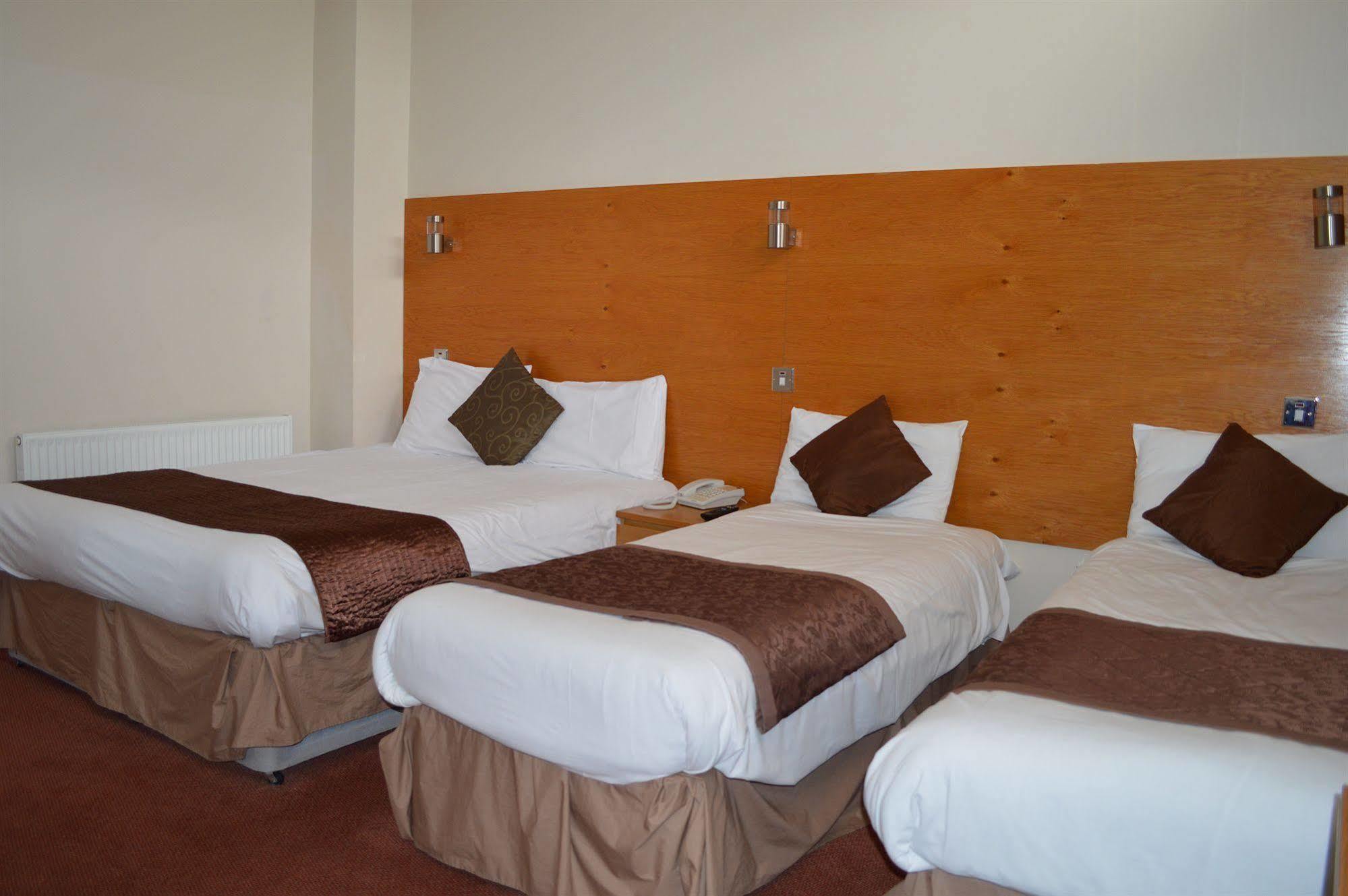 בורנמות' Oyo Kingsley Hotel מראה חיצוני תמונה