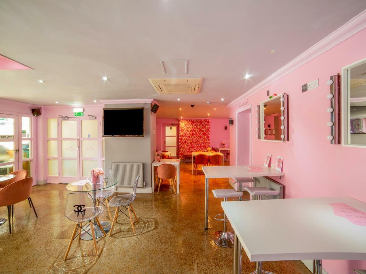 בורנמות' Oyo Kingsley Hotel מראה חיצוני תמונה